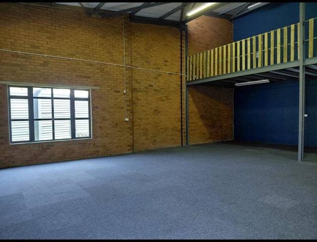 INDUSTRIAL PROPERTY TO RENT IN HILTON